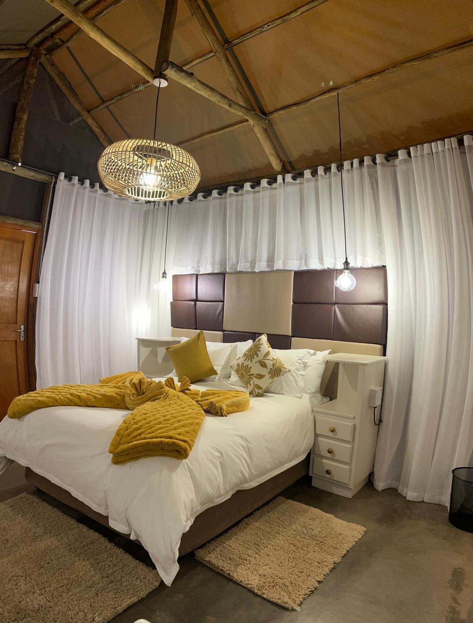 Lapa Lange Game Lodge Mariental Exterior foto