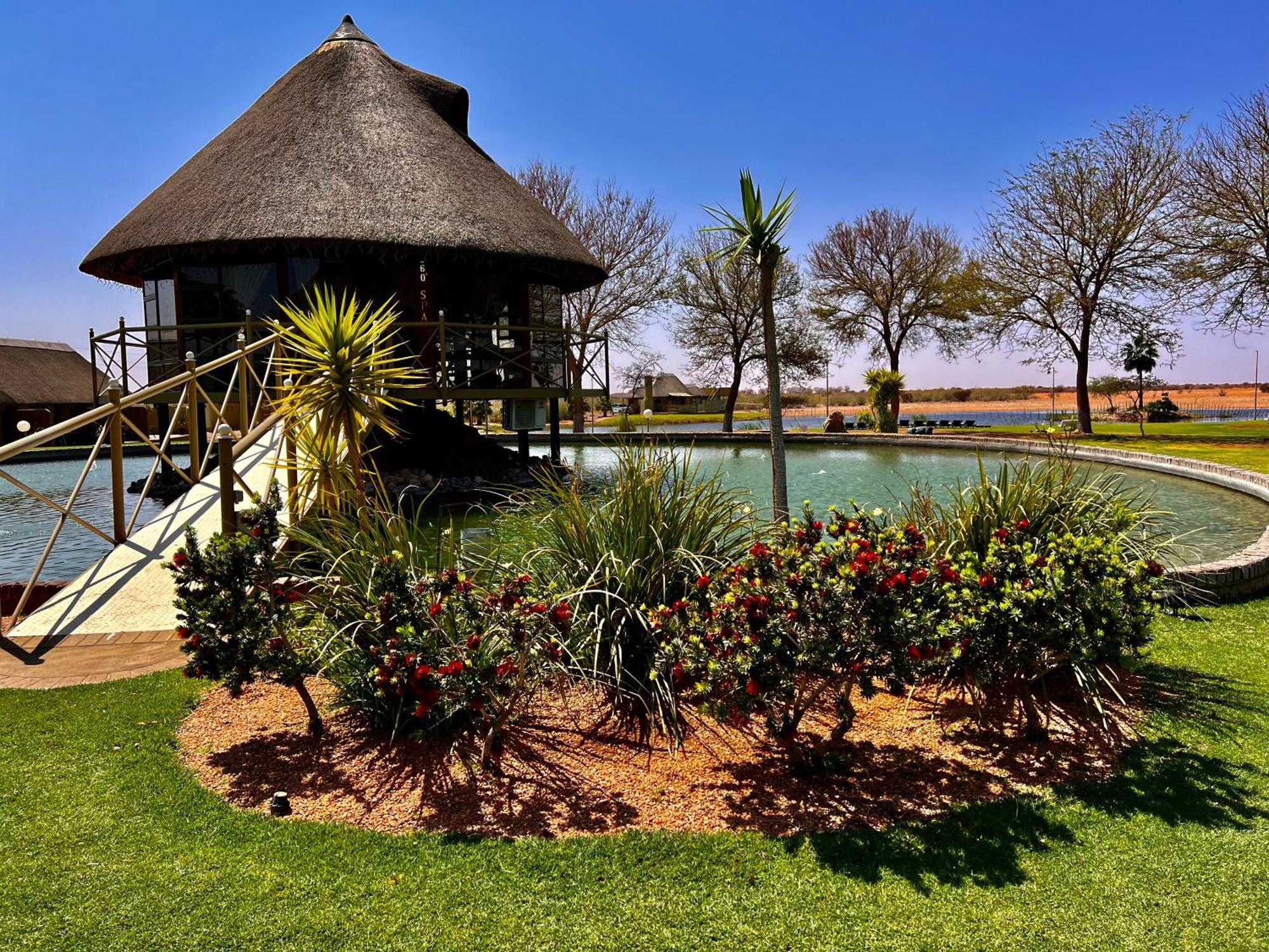 Lapa Lange Game Lodge Mariental Exterior foto