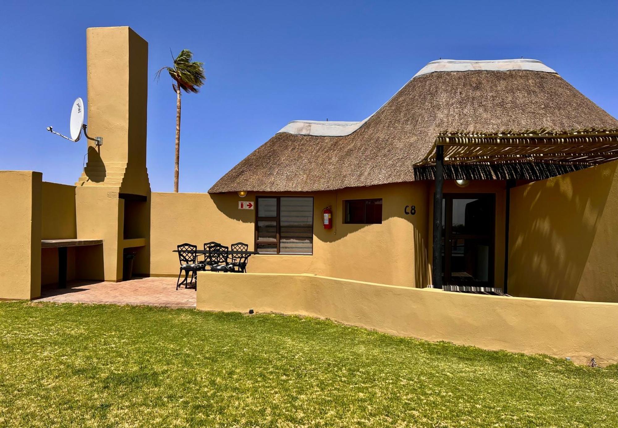 Lapa Lange Game Lodge Mariental Exterior foto