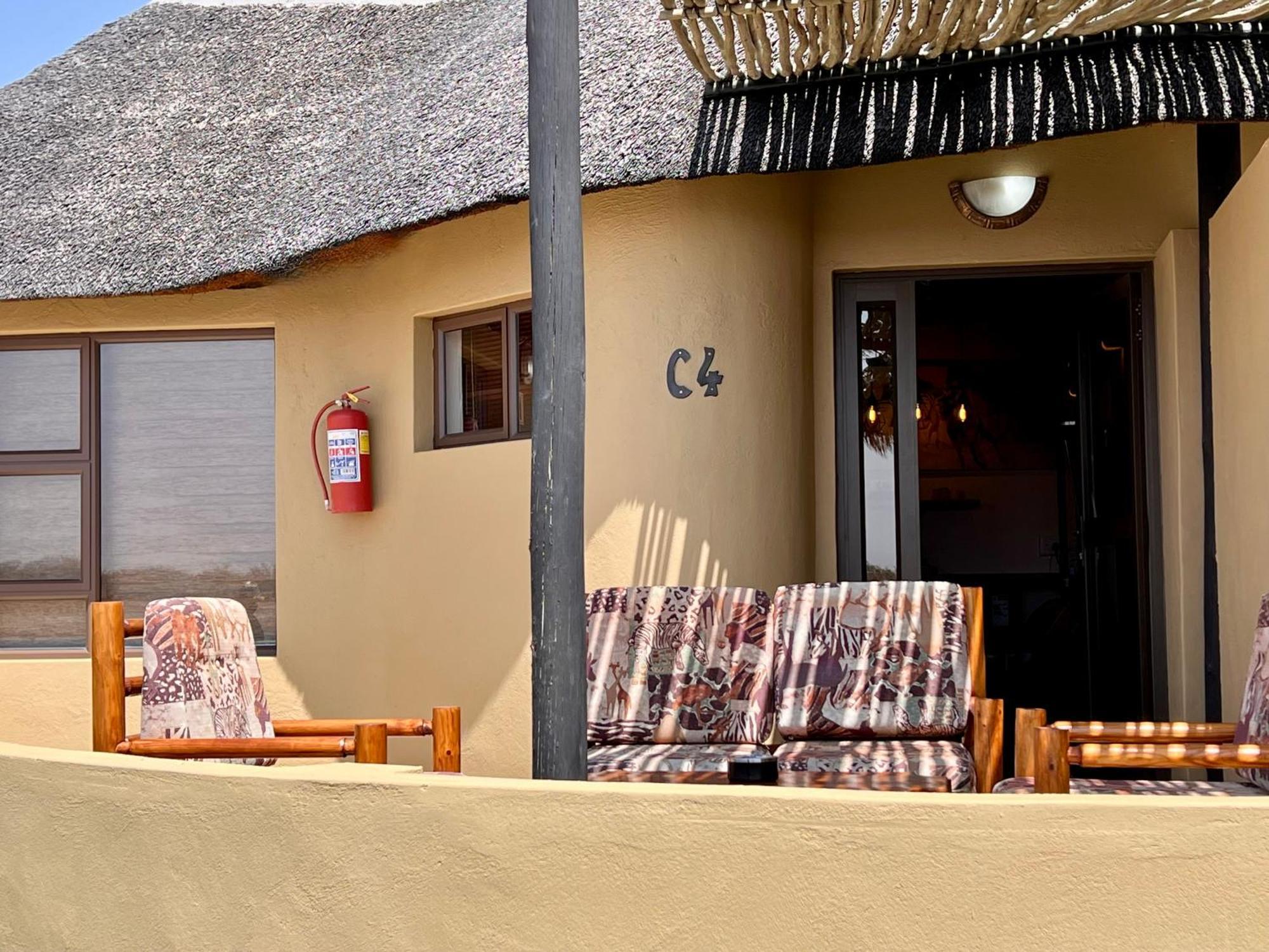 Lapa Lange Game Lodge Mariental Exterior foto