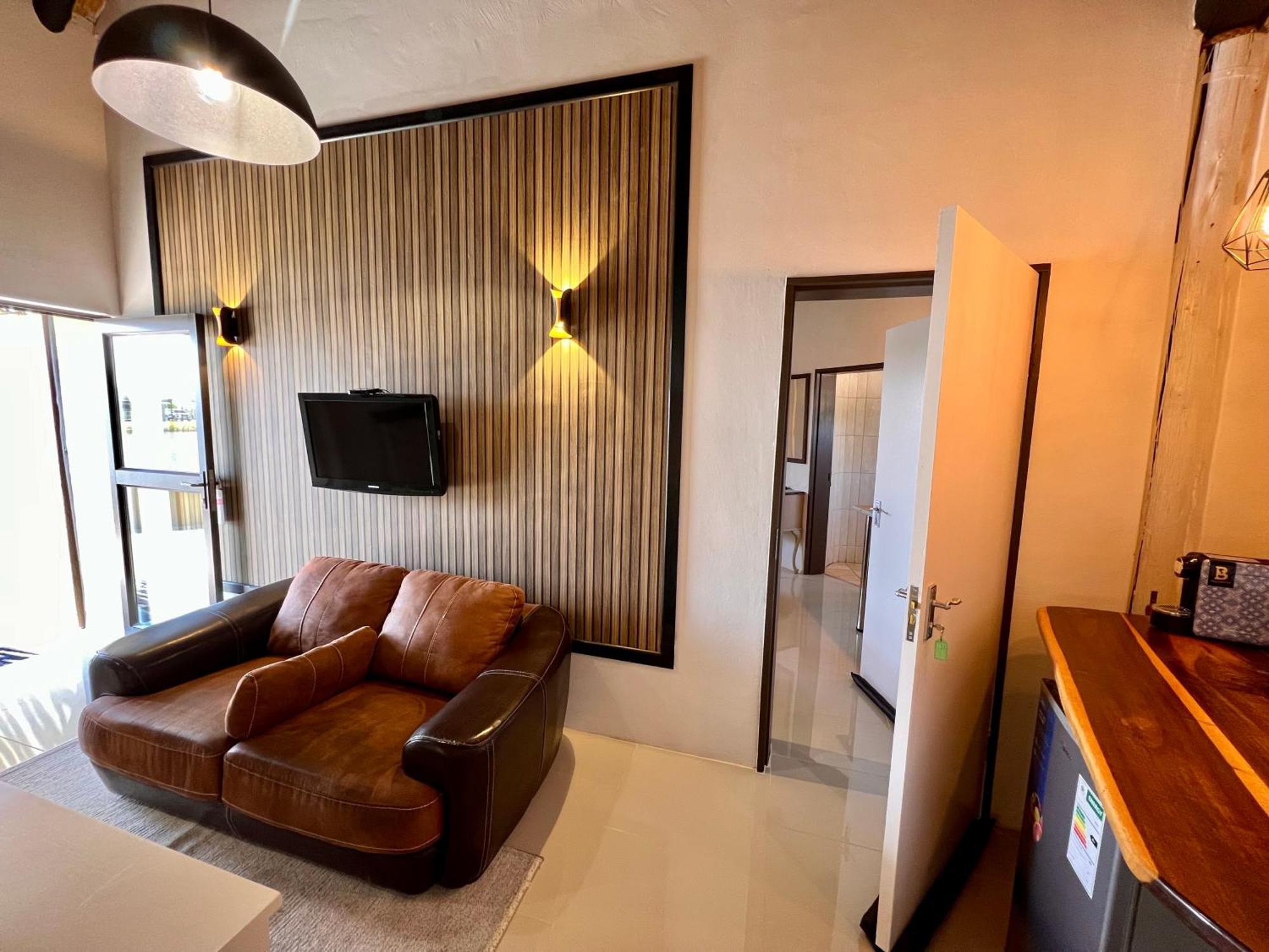 Lapa Lange Game Lodge Mariental Exterior foto