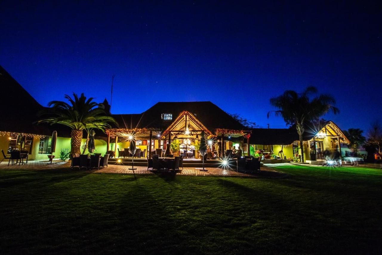 Lapa Lange Game Lodge Mariental Exterior foto